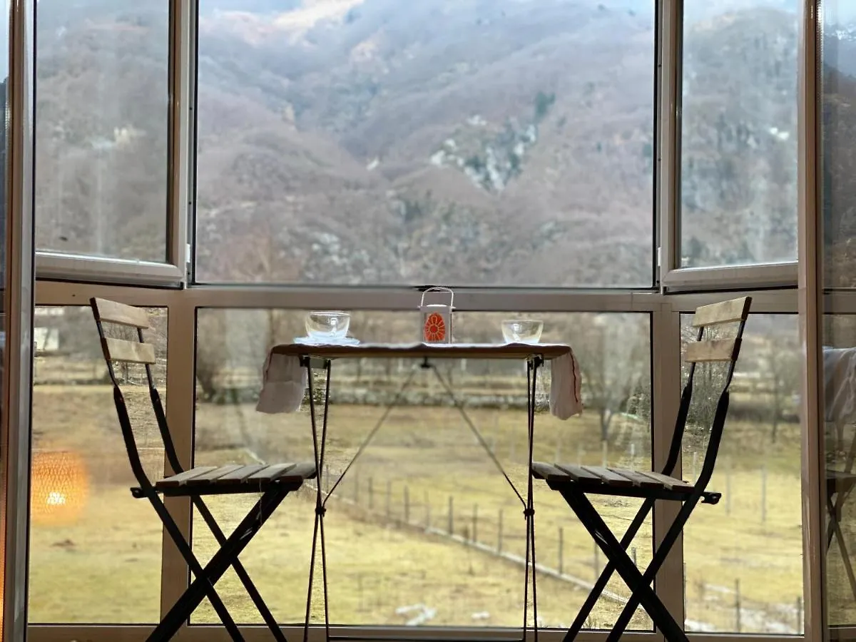 Bujtina Miqesia Bed & Breakfast Theth