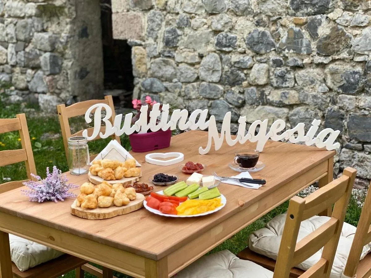 Bujtina Miqesia Bed & Breakfast Theth 0*,  Albania