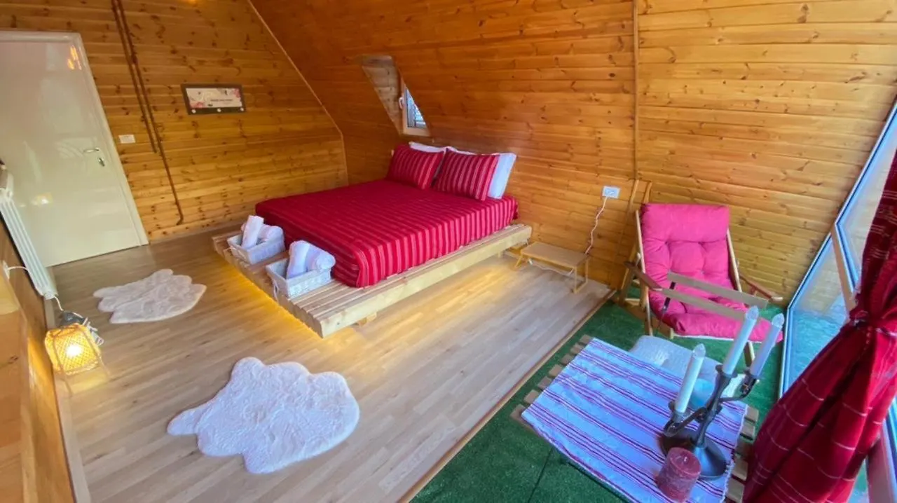 Bujtina Miqesia Bed & Breakfast Theth Albania