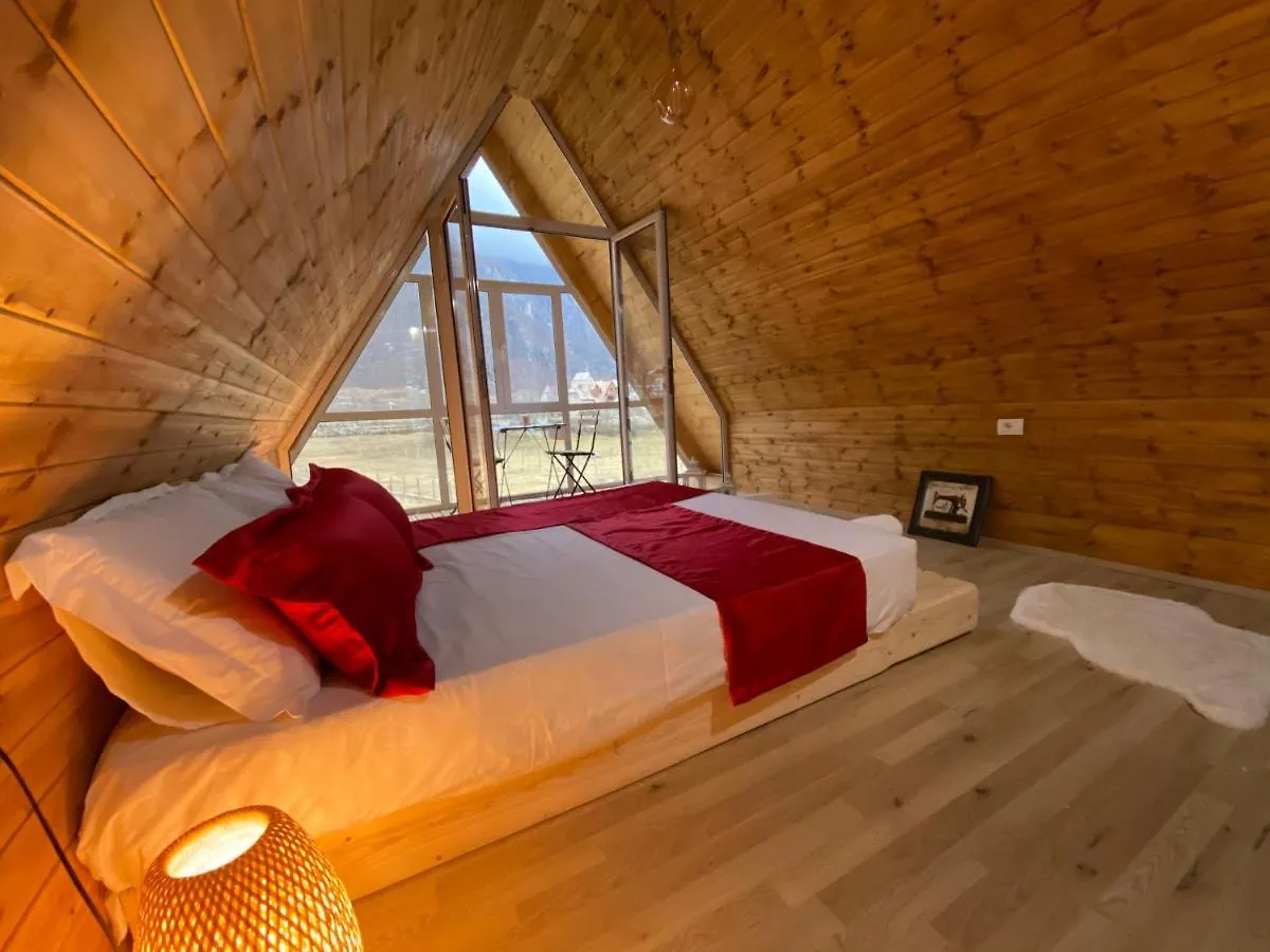 Bujtina Miqesia Bed & Breakfast Theth Albania